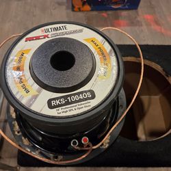 10 inch subwoofer, ported box