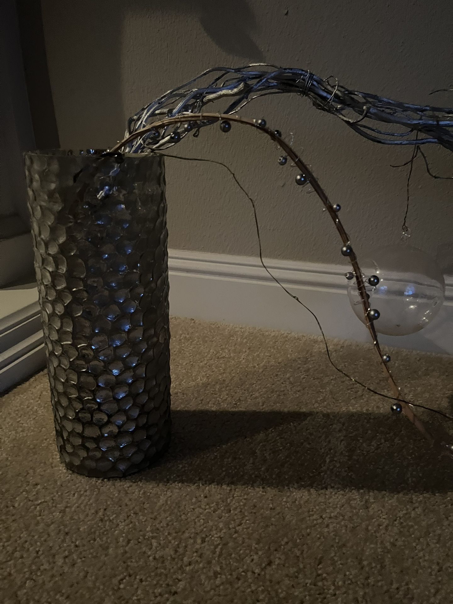 Centerpieces 2 Vases And Decor