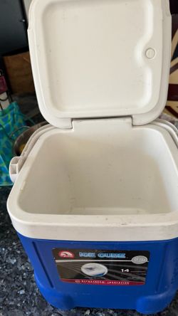 Igloo ice chest $10