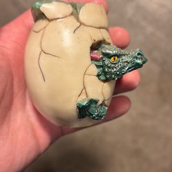 Excalibur Gift Collection DRAGON Egg Hatchling Decorative Figurine