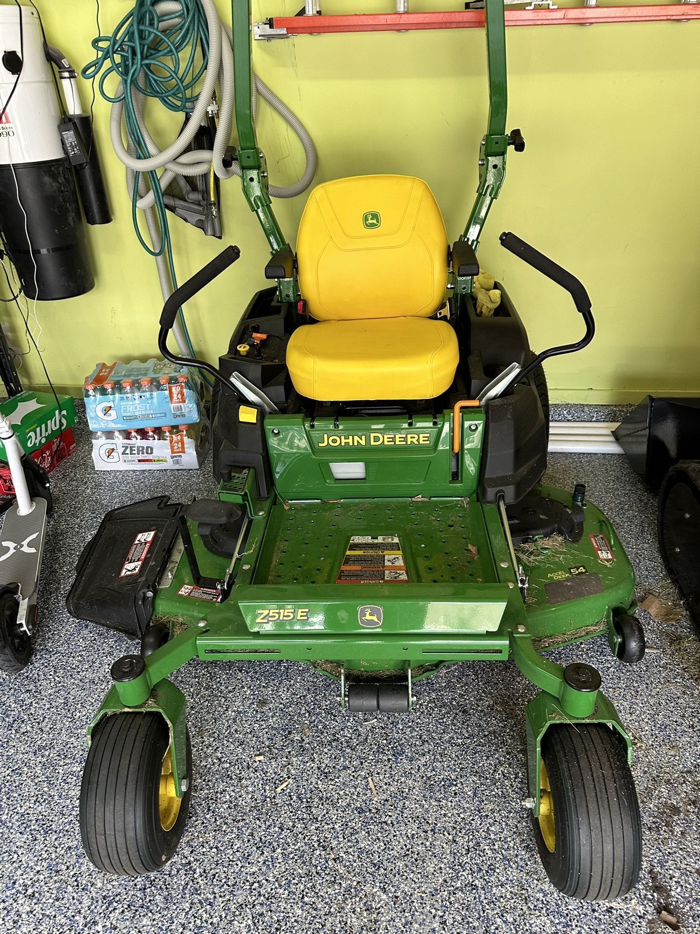 John Deere Z515e