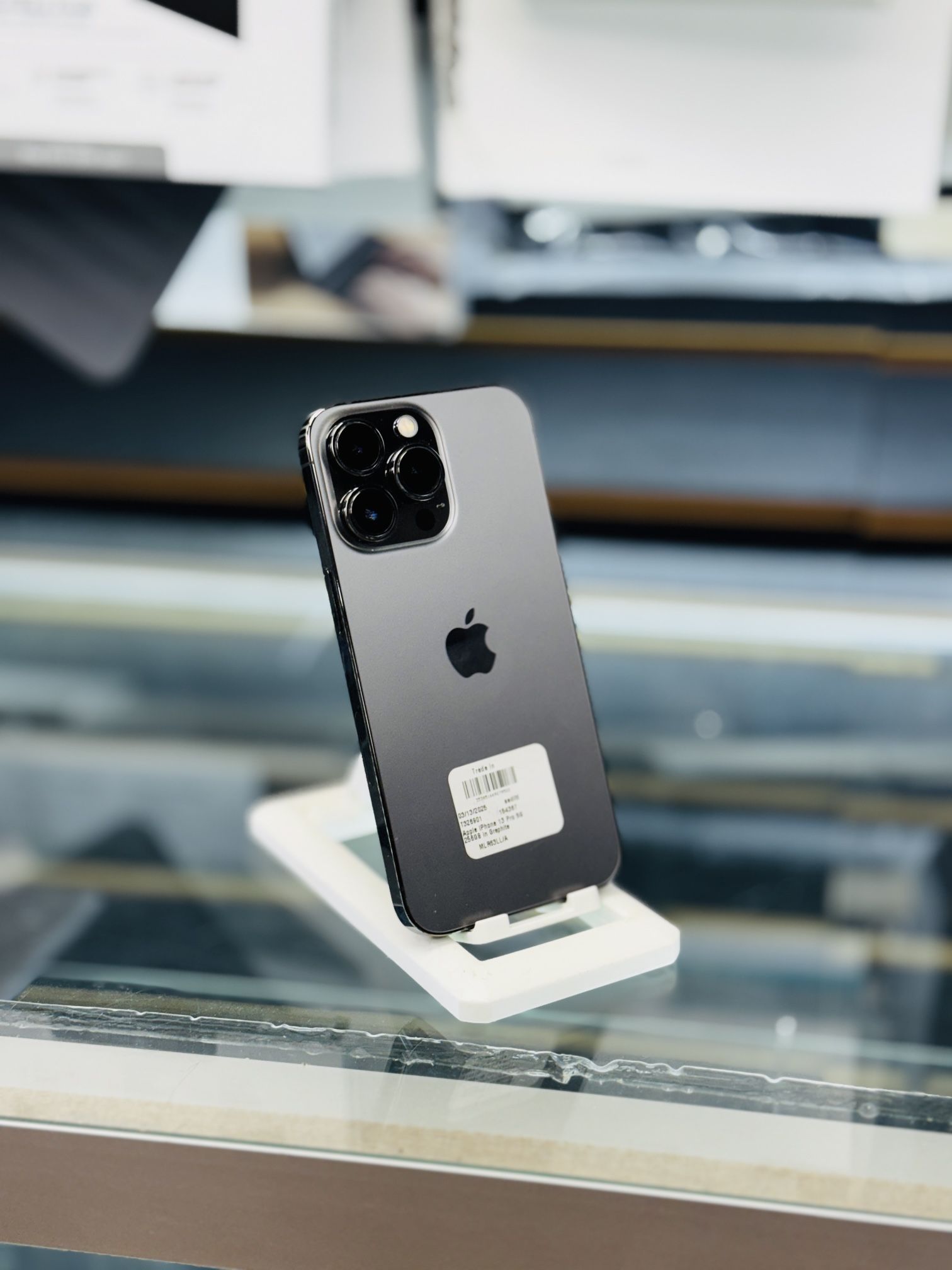 iPhone 13 Pro (Factory Unlocked)