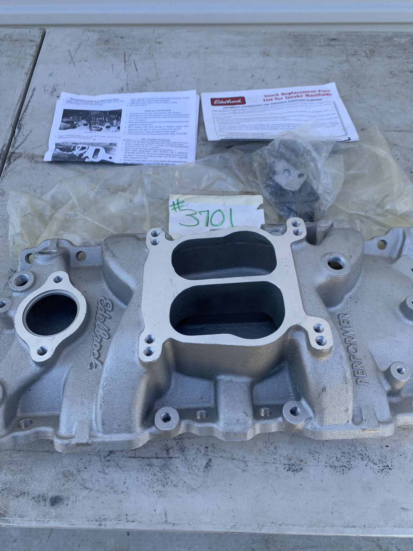 Edelbrock Intake Manifold