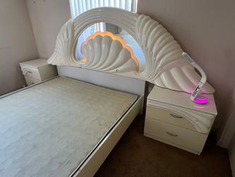Queen size bed