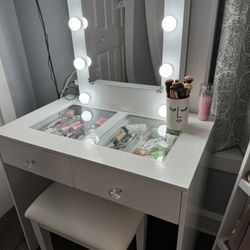 Makeup Vanity 