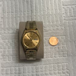 Vintage Seiko Quartz Gold Tone Day-Date Watch – Needs Battery