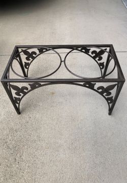 Large Fleur de Lis Dog Food & Water Dish Holder