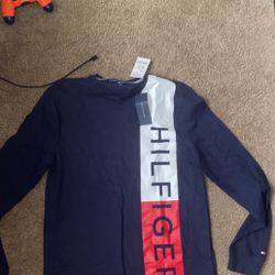 Tommy Long Sleeve Shirt Size M Brand New $20