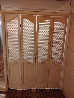 Closet doors