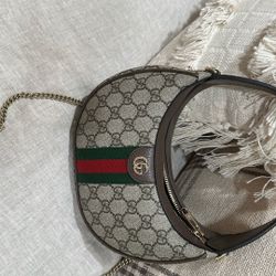 Gucci 100% authentic