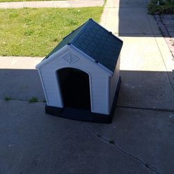 Dog House Practically New