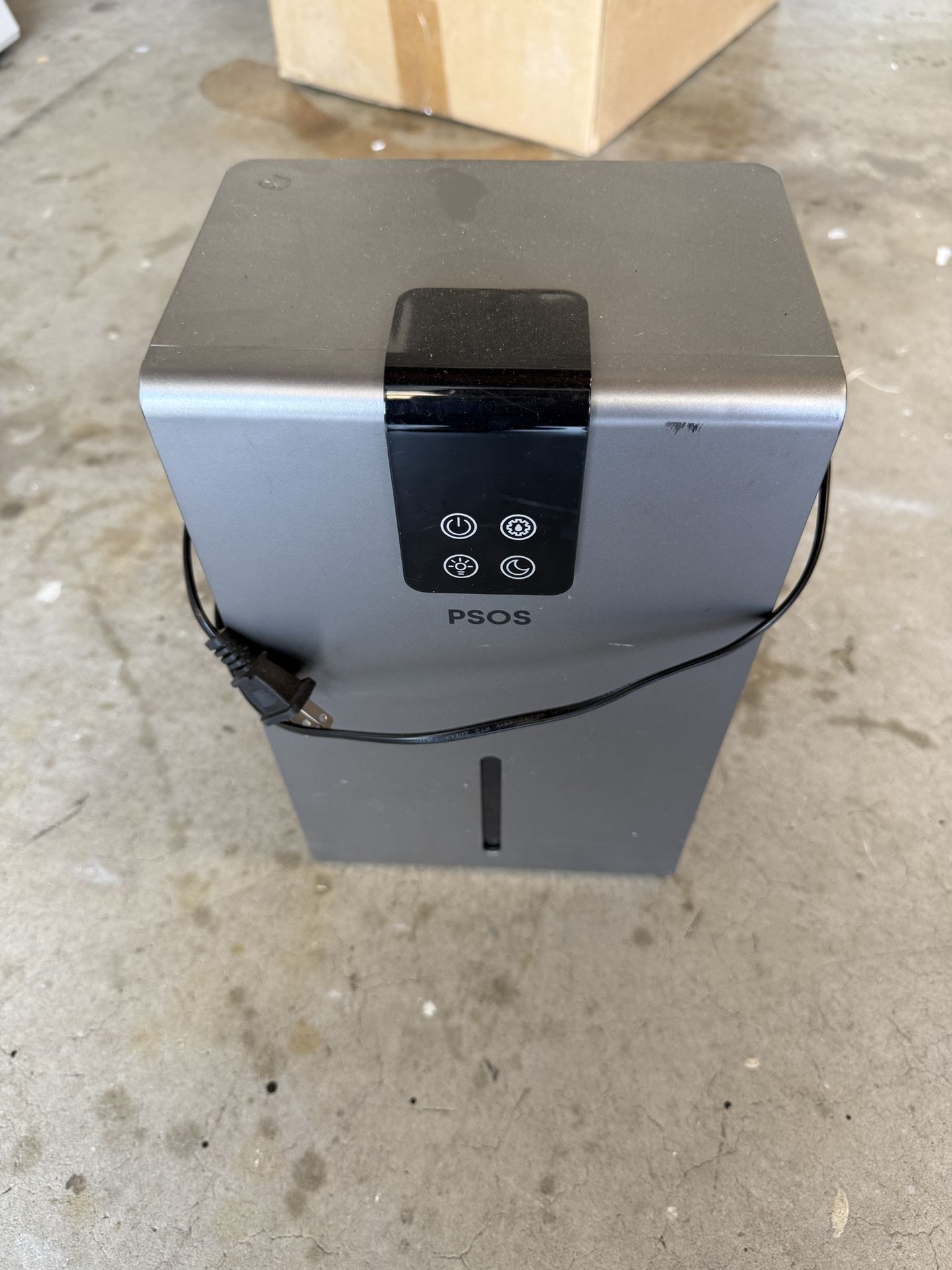 Dehumidifier 