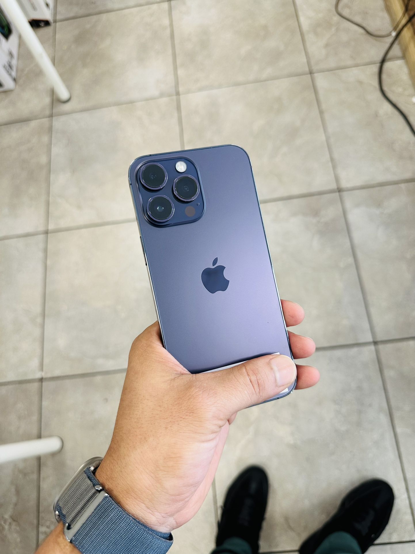 iPhone 14 Pro Max T-Mobile / Metro