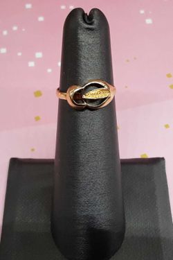 Women's Ring - Yellow Gold 14k (.585) 1 grams Size 4