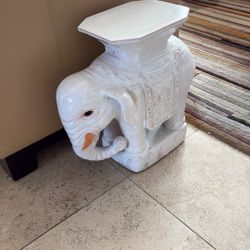 Decor/ Occasional Table