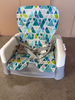Baby booster seat