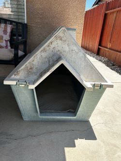 Dog house