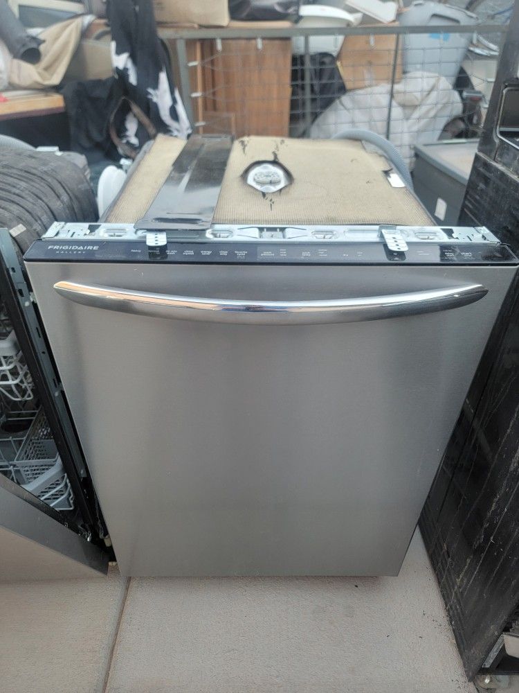 Frigidaire Gallery Dishwasher