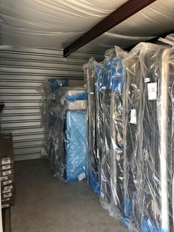 Affordable Mattress Twin Full Queen King | Local Deals Available