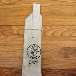 Klein Tools 5471 Canvas Electrode Bag – Good Used Condition