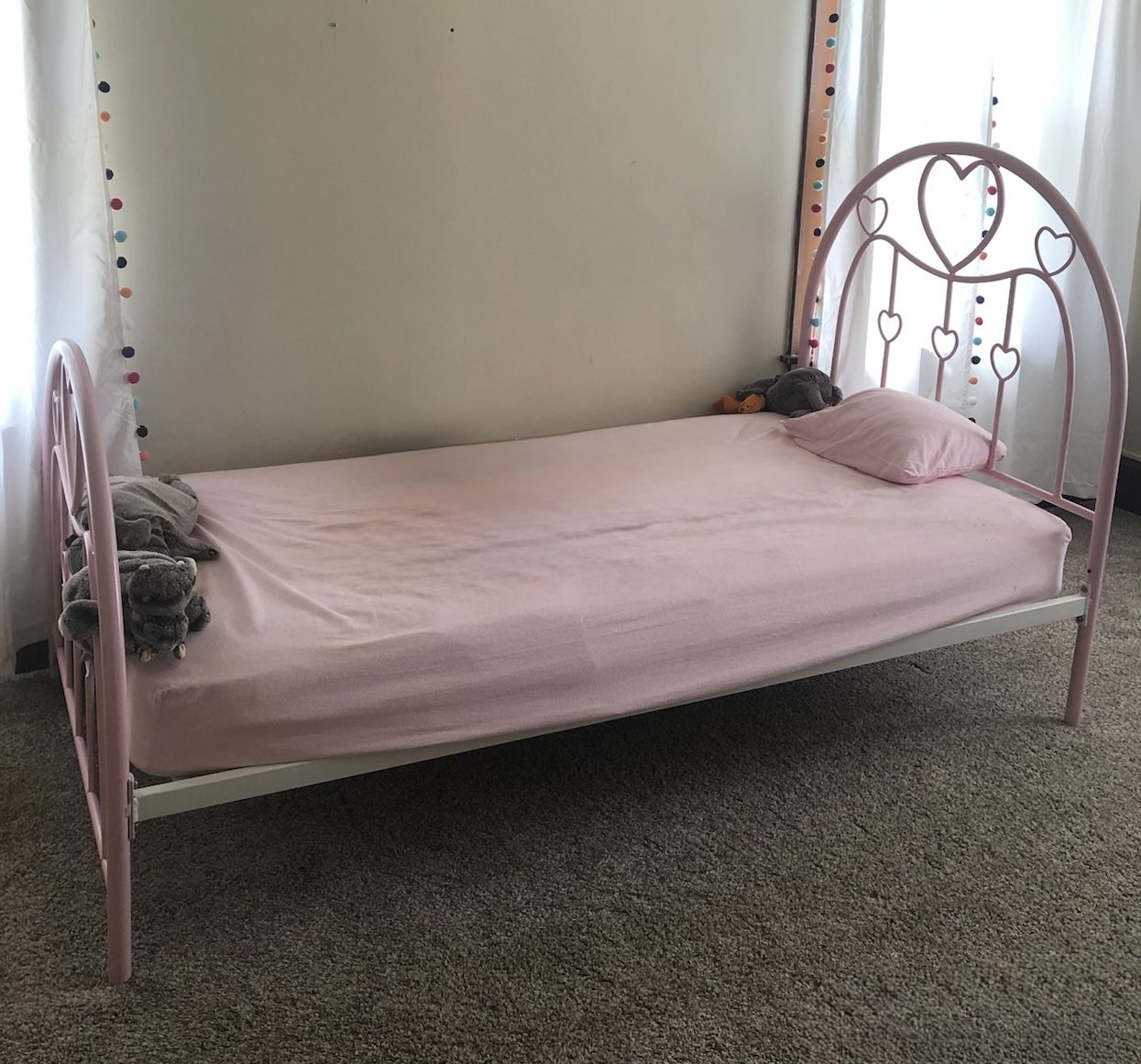 Twin Size, Pink, Metal Bed Frame 