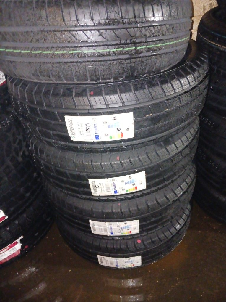 New Waterfall 235/75R15  set of 4 tires