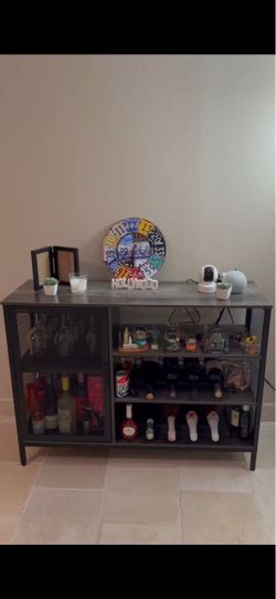 Cabinet Bar
