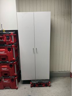 Painted cabinet for garage
