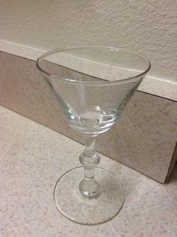 Small wine glasess