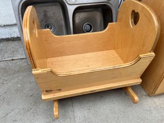 Vintage wood toys / Montessori toys / wooden doll crib and washer / imaginative play / pretend play