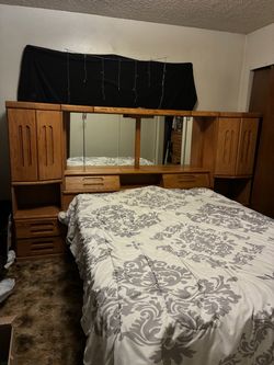 Matching Headboard and Dressers