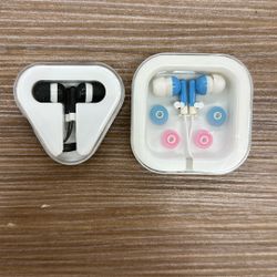 Wired headphones of different types