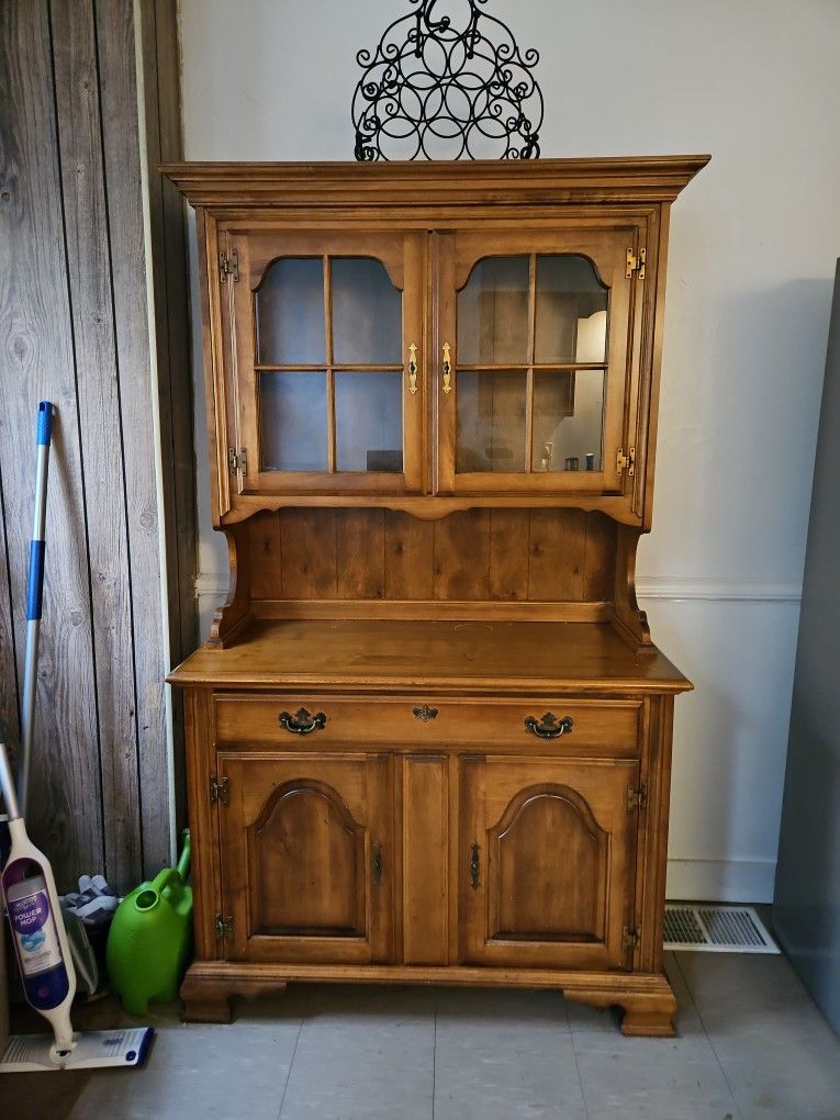 China Hutch