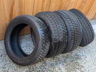 Bridgestone Blizzak DM-V2 Studless Winter Tire (x4)