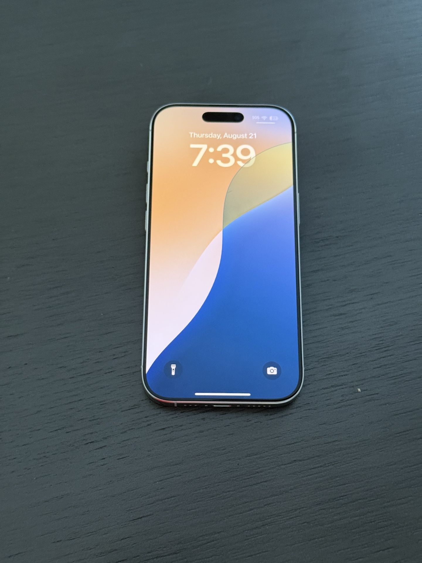 iPhone 16 pro 512GB ホワイトチタニウム SIMフリー iPhone 16 Pro 