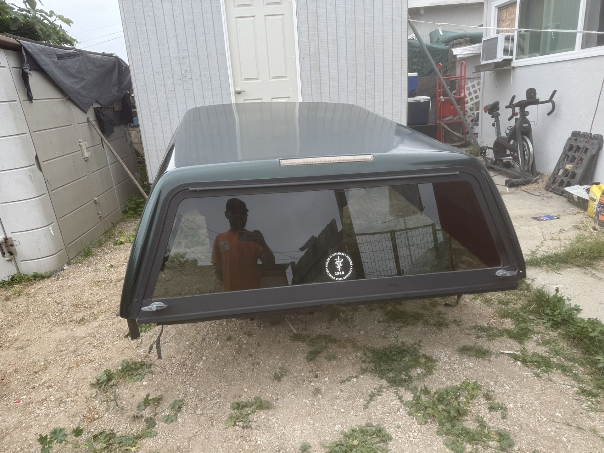 1999 Dodge Ram Camper Shell