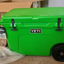 YETI Tundra Haul Cooler LIMITED EDITION - Canopy Green