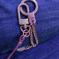 Louis Vuitton Keycahin