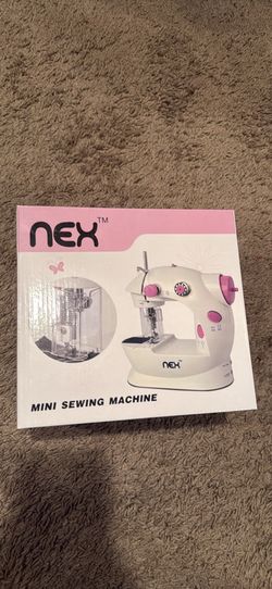 Mini sewing machine
