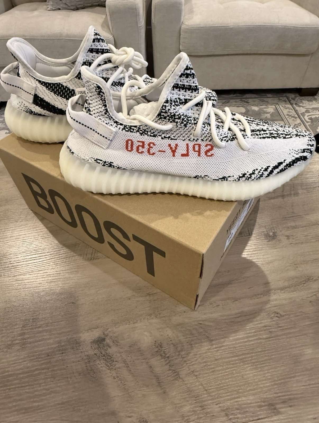 Yeezy 350 Zebra