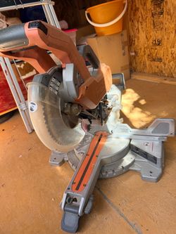 Ridgid Sliding Compound Miter Saw
