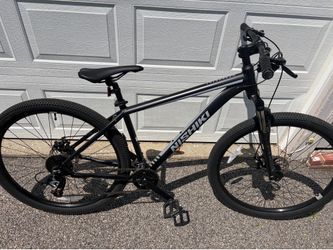 Nishiki adult Colorado  mountain bike