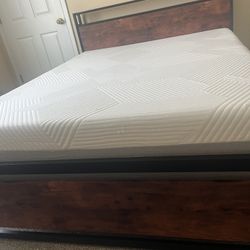 Queen Frame With Mattress 