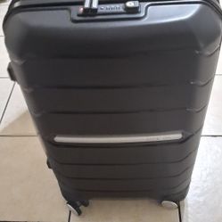 Samsonite Freeform Hardside Carry-On Luggage with Spinner Wheels - Hardshell Suitcase - TSA, Airline
