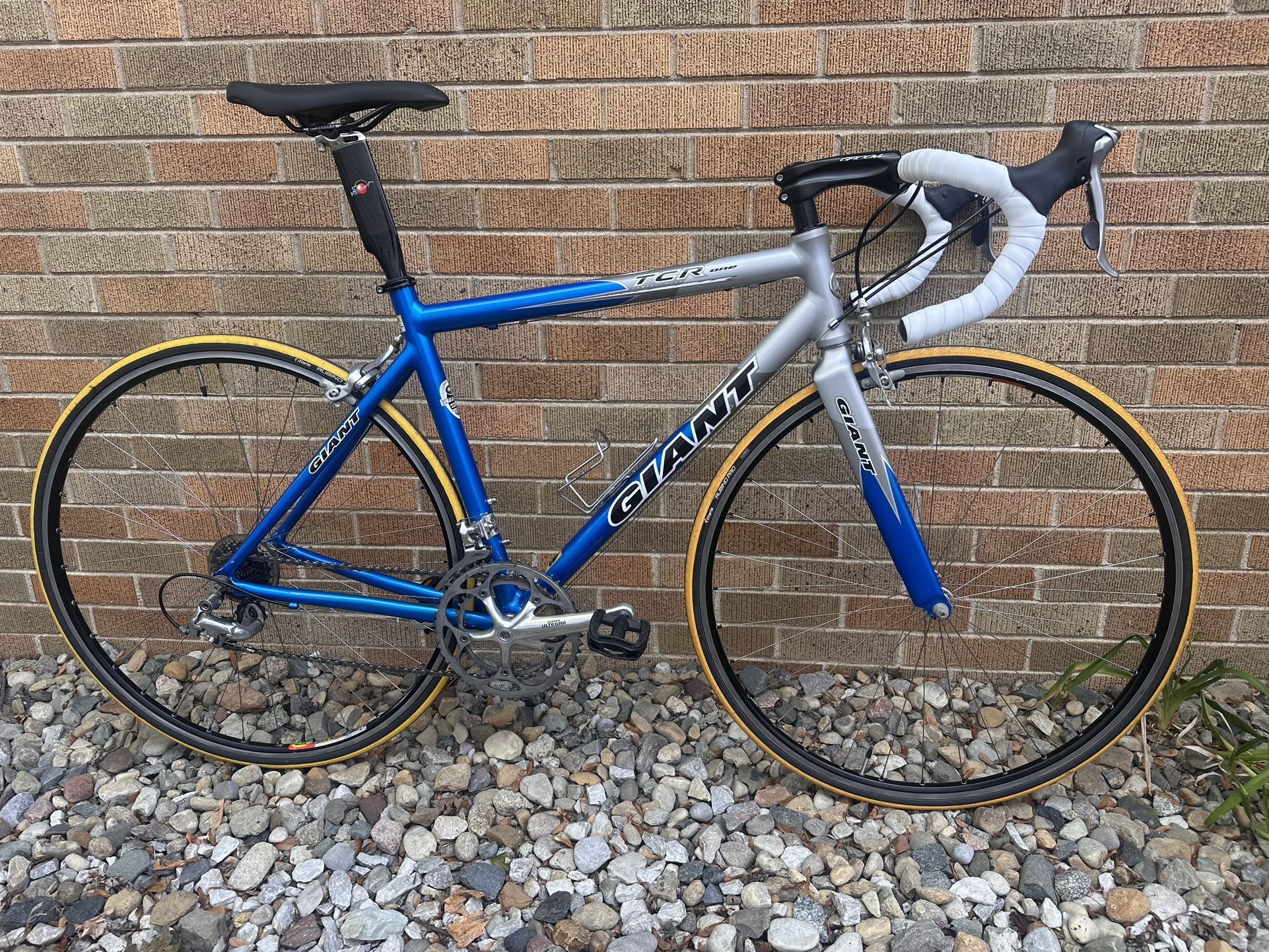 Giant TCR1 Road Bike 56cm (M)