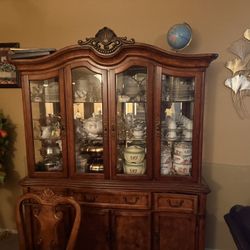 China And Dinning Table