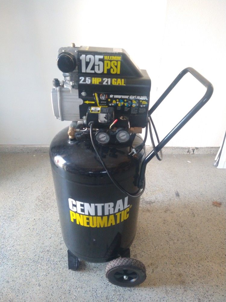 Central Pneumatic Air Compresor