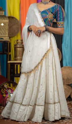 Off-white Lehenga Choli (Traditional Chaniya Choli)