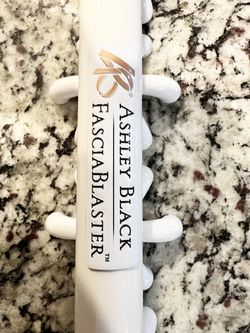Ashley Black FasciaBlaster – Cellulite & Body Smoothing Tool