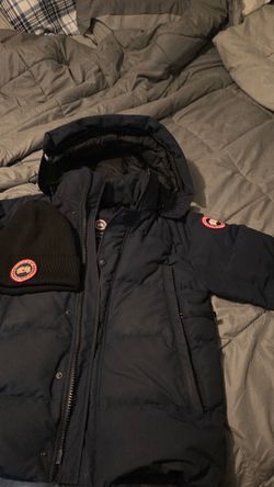 Canada goose coat & hat